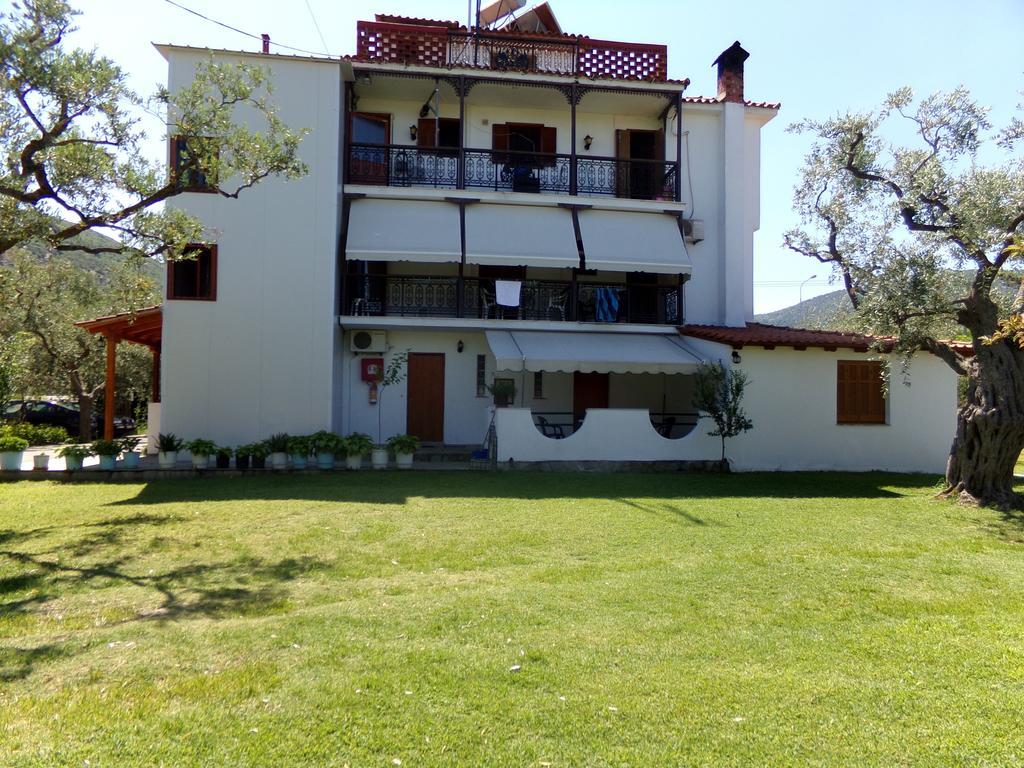 Villa Karapataki Скала-Рахониу Номер фото