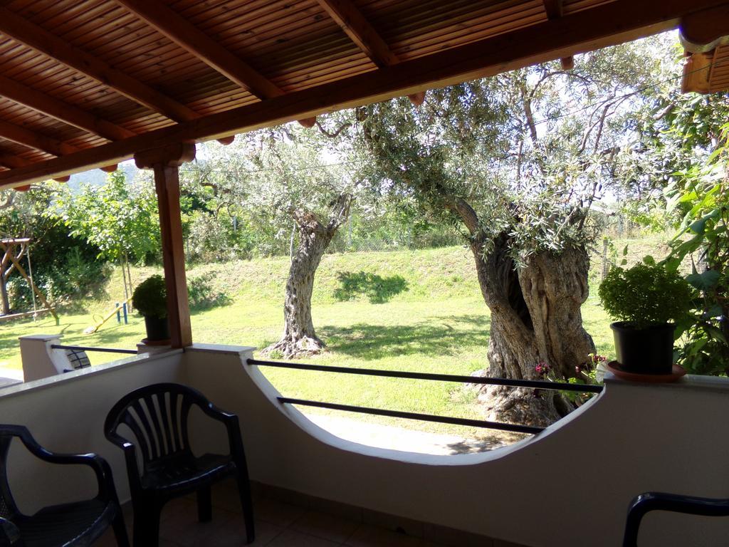 Villa Karapataki Скала-Рахониу Номер фото