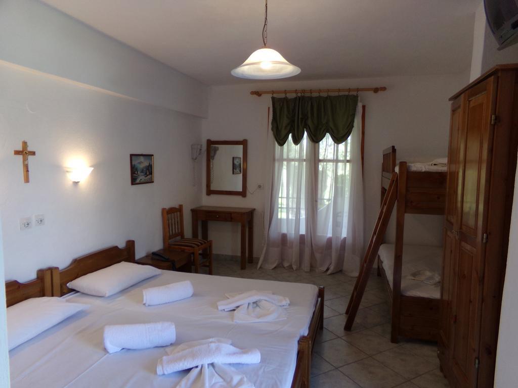 Villa Karapataki Скала-Рахониу Номер фото